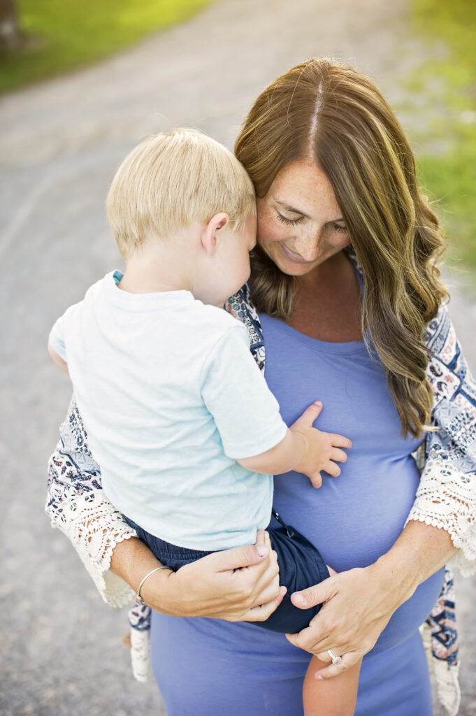 maternity session with toddler in Saratoga Springs